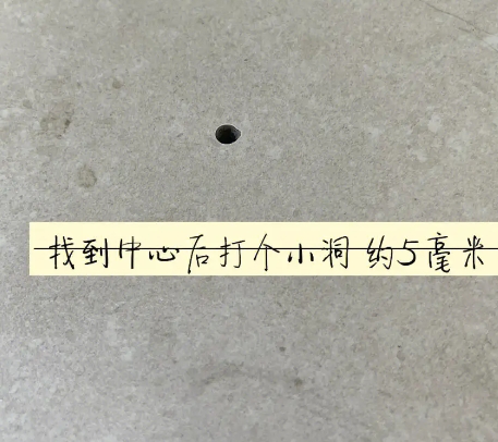 白山市瓷砖空鼓维修公司专业解答在瓷砖铺贴过程中，如果砂料搅拌不均匀，将会带来以下问题